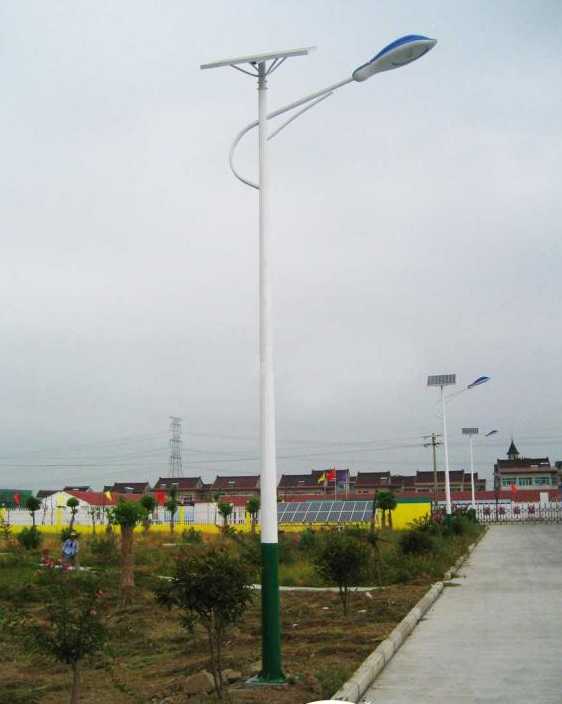 濠江区6米特价太阳能路灯05